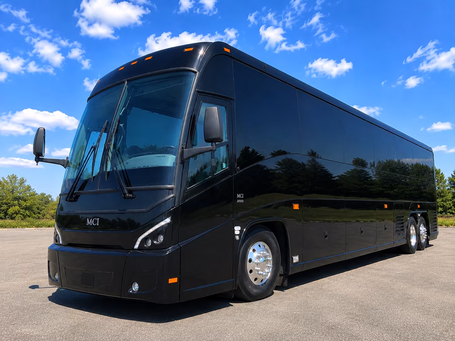 fan buses to rail yard dawgs hockey at berglund center