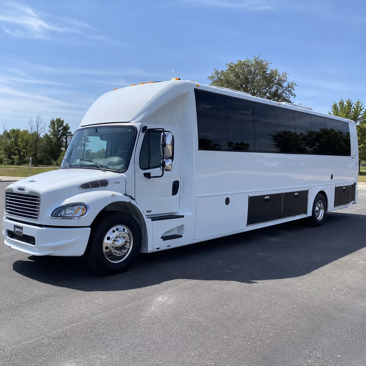 roanoke 40 passenger party bus