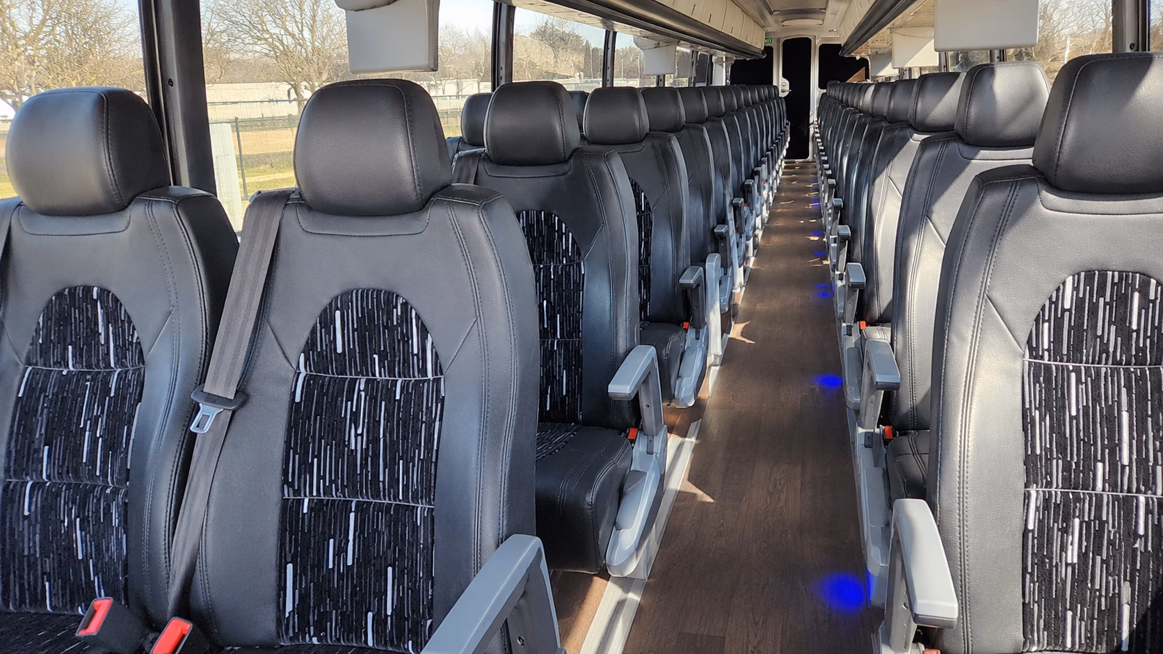 roanoke charter buses to washington dc and northern virginia